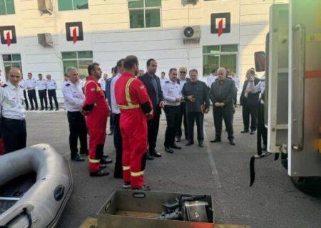 بازدید بازرس کل استان با همراهی شهردار رشت از امکانات و تجهیزات لجستیک سازمان آتش نشانی شهرداری رشت