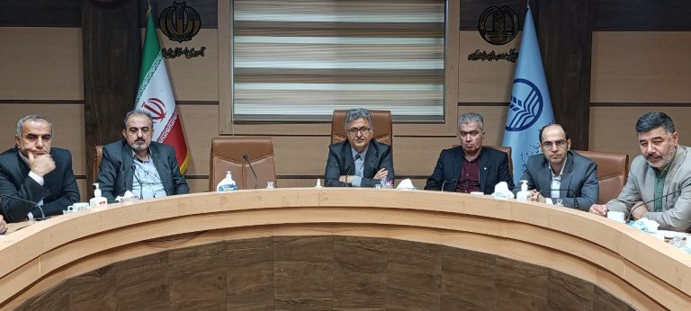 بزشک خانواده و نظام ارجاع محور اجلاس دانشگاههای علوم پزشکی کشور با وزیر بهداشت