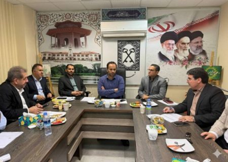 منطقه چهار در بخش گردشگری، ظرفیت‌های ارزشمندی دارد /توسعه پایدار بدون حضور سرمایه‌گذاران بخش خصوصی ممکن نیست/باید جایگاه رشت را در میان شهرهای سرمایه‌پذیر ارتقا دهیم