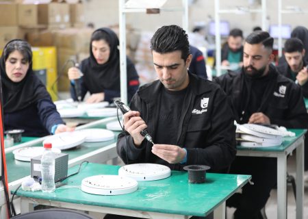 افزایش ۳۵۲ درصدی صادرات کالا‌های تولیدی واحد‌های صنعتی منطقه آزاد انزلی
