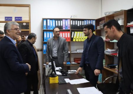 بازدید رئیس بنیاد مسکن از ستاد بازسازی جنگ ۱۲ روزه در آستانه‌اشرفیه