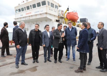 بازدید هیئت اقتصادی روسیه از منطقه آزاد انزلی و بندر کاسپین تقویت همکاری‌های دریایی، حمل‌ونقل و تجارت غلات محور مذاکرات دو طرف