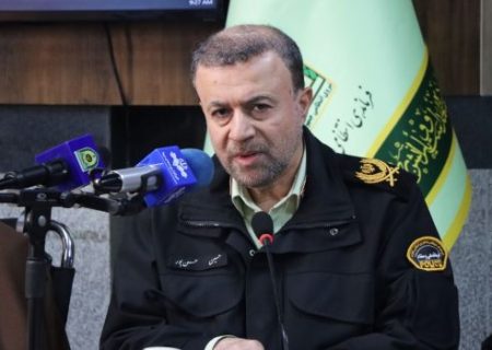 آشوبگران وابسته به سرویس‌های جاسوسی به اماکن دولتی و مذهبی حمله کردند/ جدایی صف مردم از اغتشاشگران