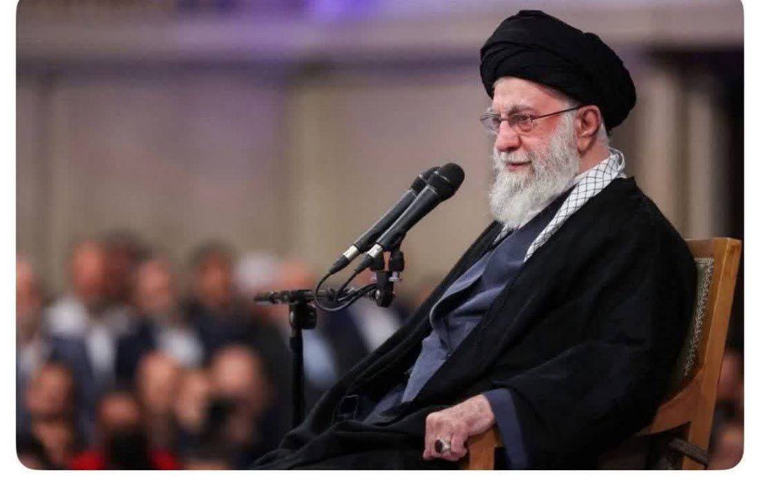 رهبر انقلاب به شهادت رسیدند