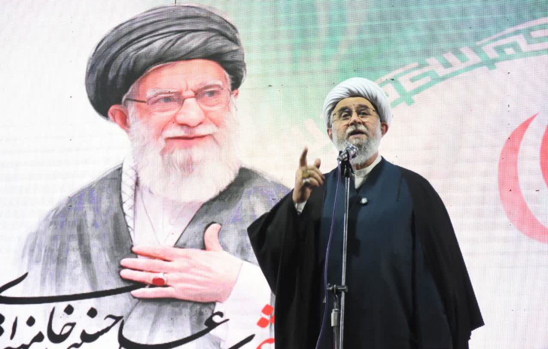 برای تحقق شعار” استقلال آزادی جمهوری اسلامی” ملت ایران هزینه های زیادی پرداخت کرده است