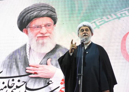 برای تحقق شعار” استقلال آزادی جمهوری اسلامی” ملت ایران هزینه های زیادی پرداخت کرده است